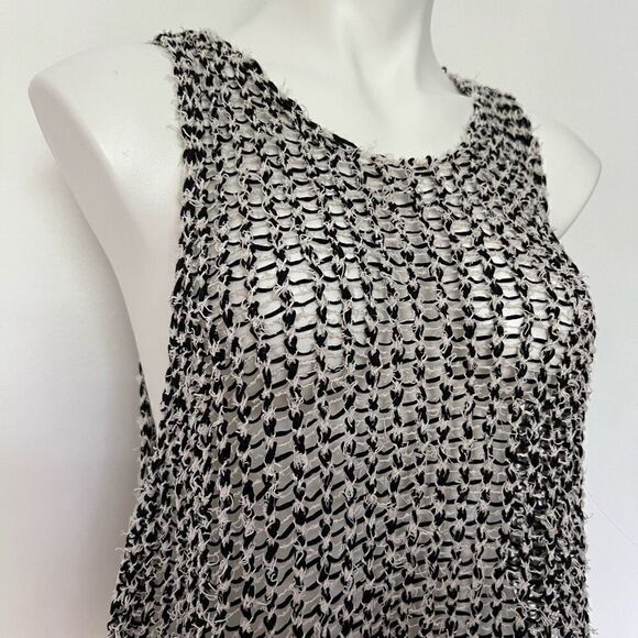 Eileen Fisher open knit black and white sleeveless crop top - Picture 4 of 9